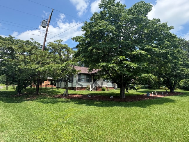 Building Photo - 6591 NC-704