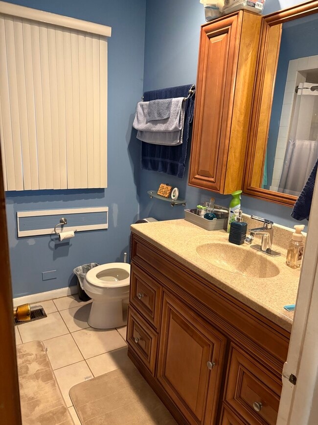 Photo - 980 County Line Rd