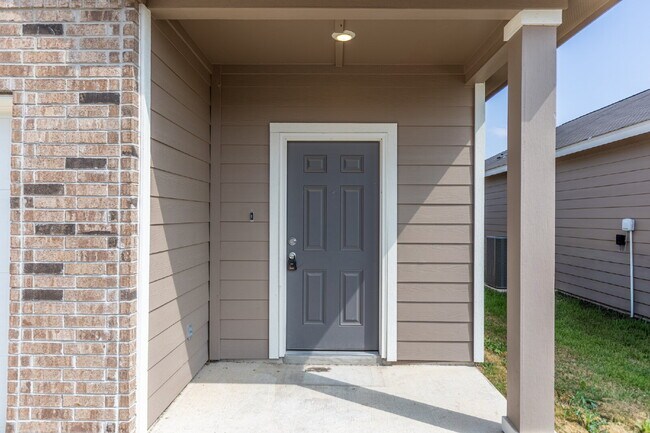 Photo - 12843 Cygnus