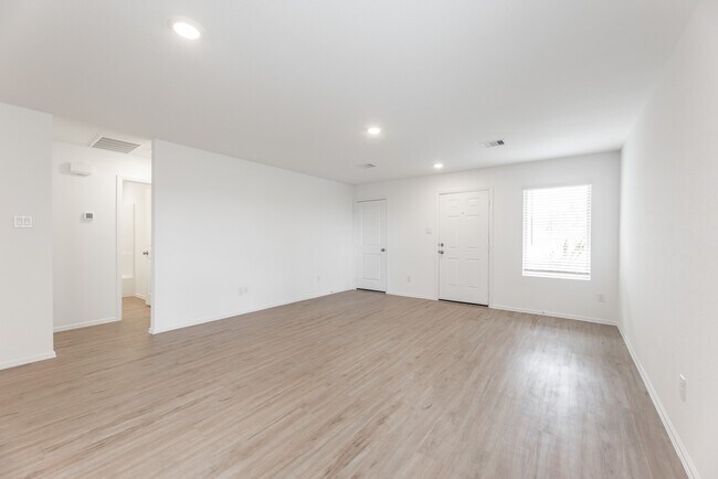 Photo - 26811 Paloma Blanca Dr