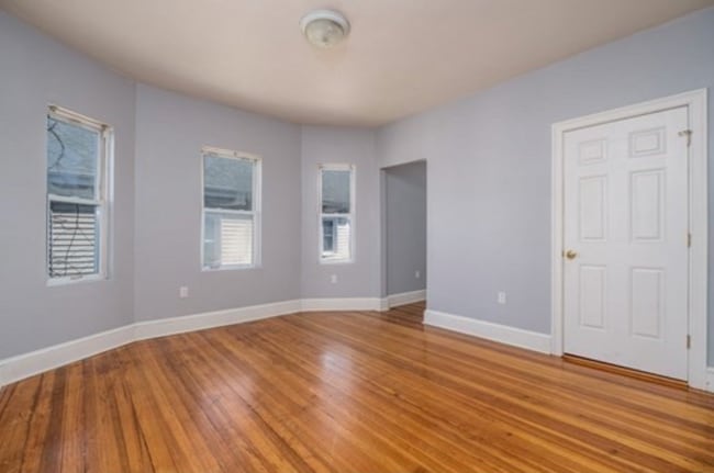 Photo - 39 Lambert St Unit 2