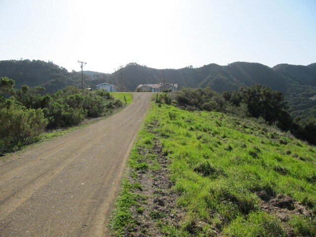 Approach to house
