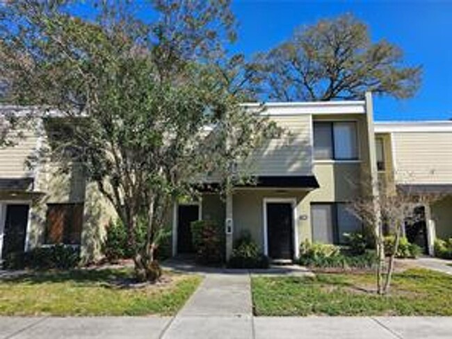 Annual 2 bed/ 1 1/2 bath condo available f... - Annual 2 bed/ 1 1/2 bath condo available f... Unit 102