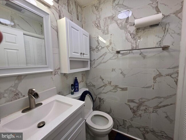 Photo - 22 Oyster Bay