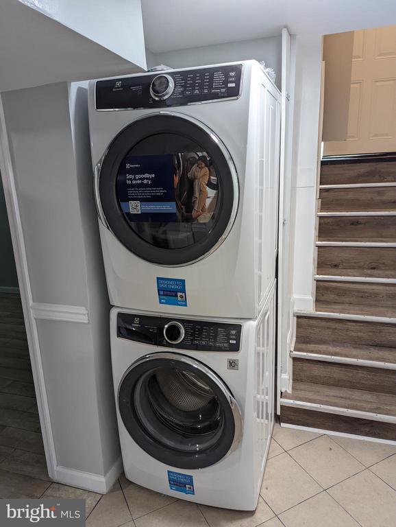 Photo - 9033 Old Court Rd