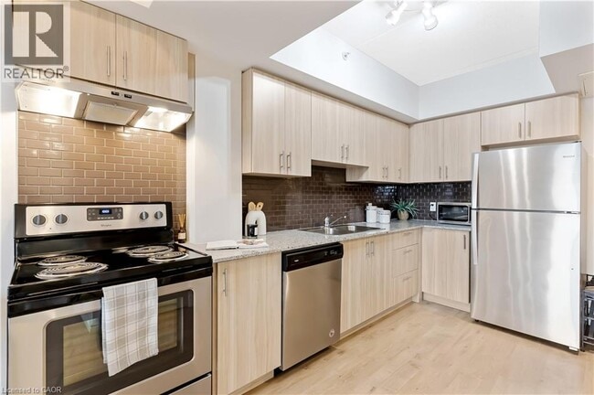 Photo - 275 Larch St Unit G603