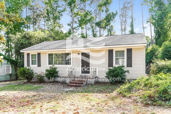 Photo - 661 Lorraine Dr
