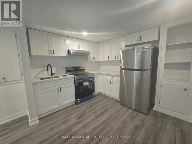 Photo - 162 Speight Blvd