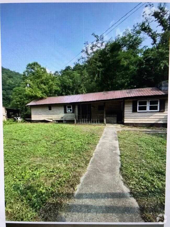 Building Photo - 22185 Card Mountain Rd Rental