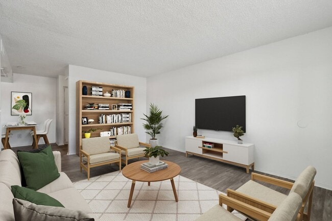 Photo - Two | Five Greenway Apartments