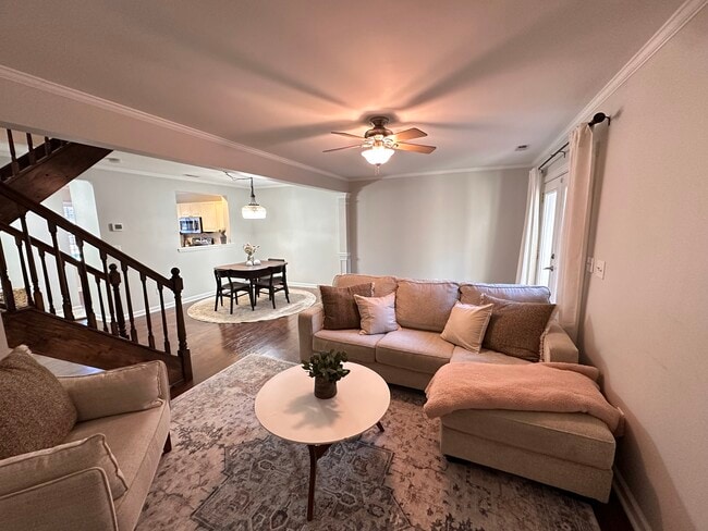 Photo - 1350 Maple Shade Lane