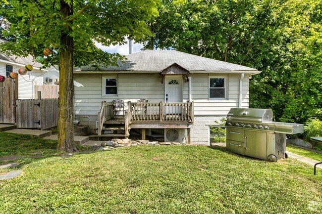 Building Photo - 154 Windermere Ave Rental