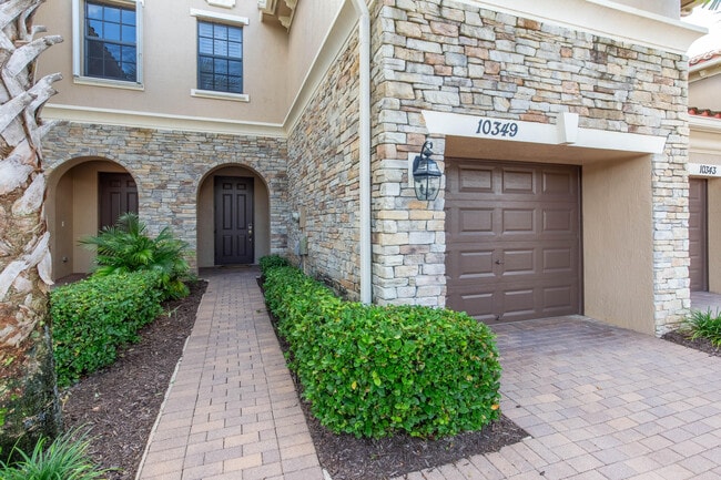 Photo - 10349 Wellington Parc Dr