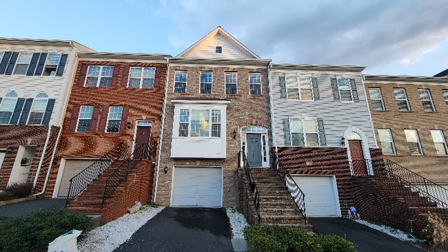 Building Photo - 25146 Harpenden Terrace