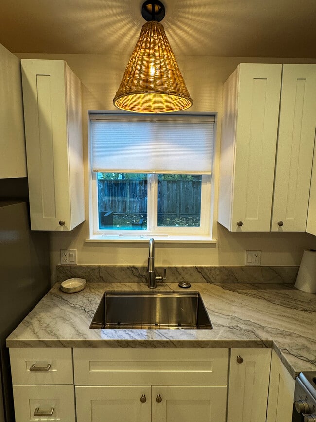 Photo - 1725 Spur Ridge Ln