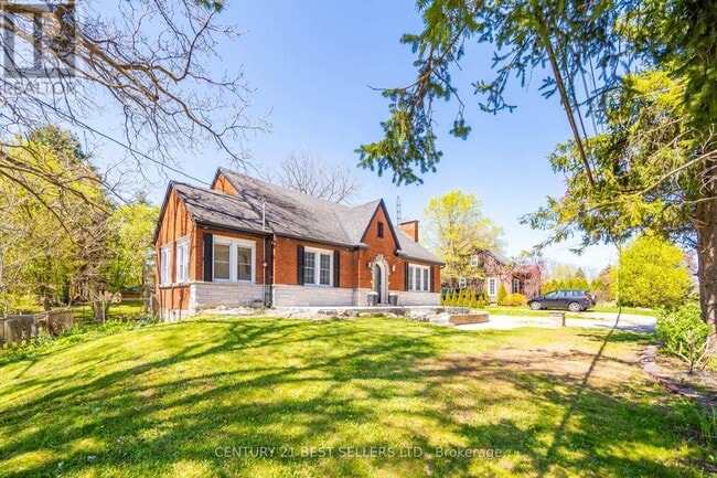 Photo - 933-936 Hwy 6