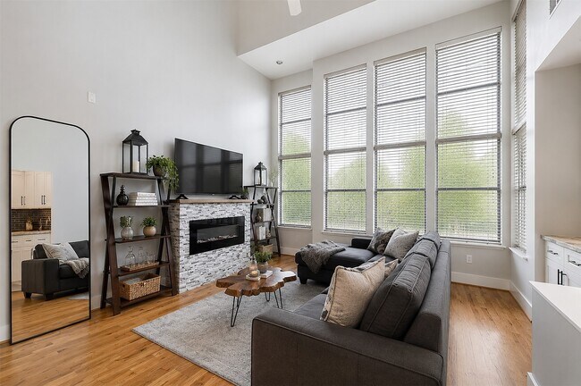 1043 Bonner St Unit 1043