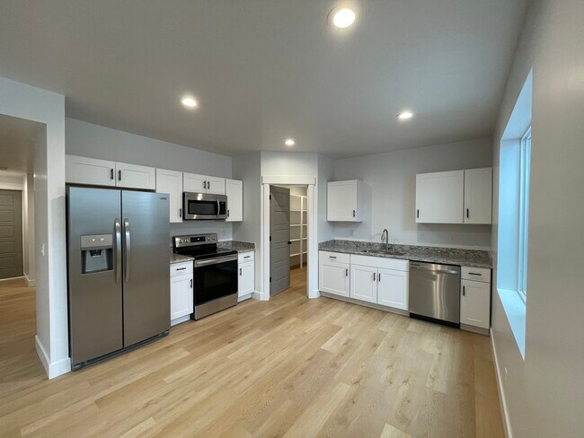 Photo - 2323 E Patriot Drive