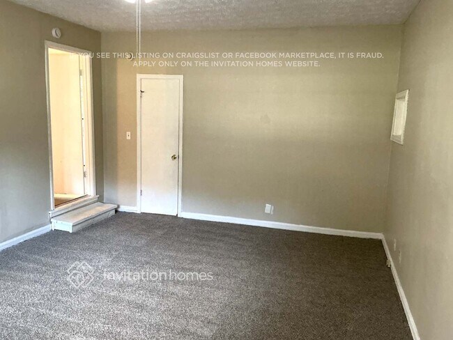 Photo - 837 Cochise Trail SE