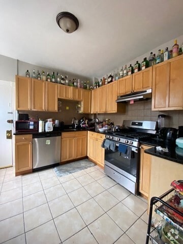 Building Photo - 10 Glenville Ave Unit 3 Rental