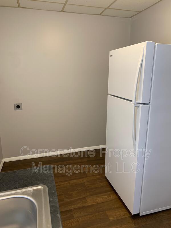 Photo - 202 Grace St