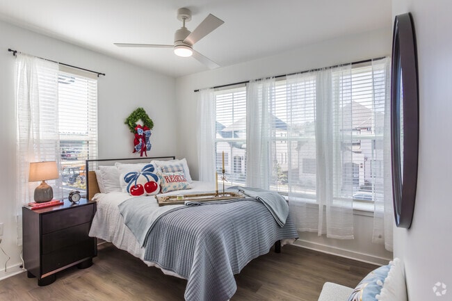 4BR, 4.5BA - 1,801SF - The Grove - Second Bedroom
