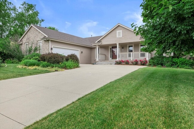 Building Photo - N54W16862 Autumn View Ln Rental