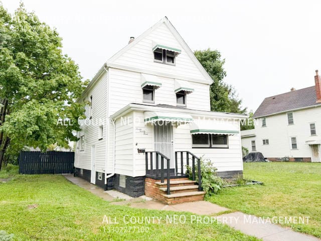 Building Photo - 723 E 156th St
