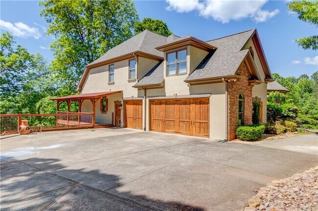 Photo - 2870 Roanoke Rd