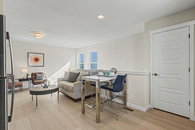 Photo - 3560 Greenways Main Blvd