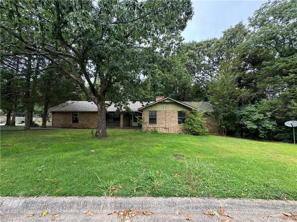 Photo - 2405 Gentle Oaks Ln