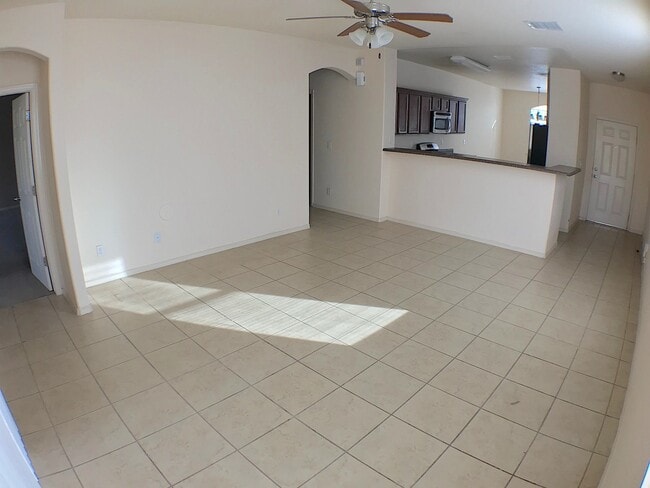Photo - East El Paso 3bed/2bath Refrig A/C