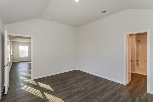 Photo - 2603 Montecito Ln