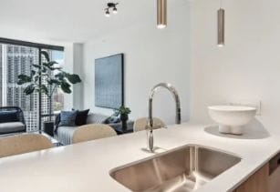 Photo - 350 N Canal St