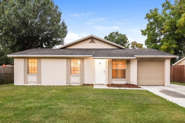 Building Photo - 3511 Breezewood Dr Rental