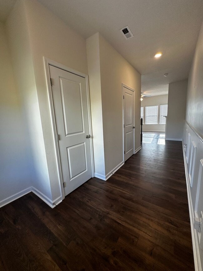 Photo - 4 bed/2.5 bath home - E Morristown