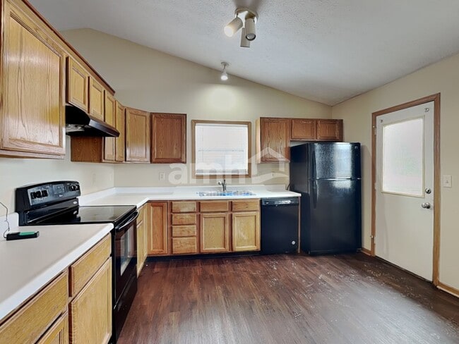 Photo - 4633 Stratford Ln