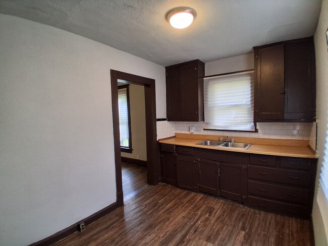 Photo - 1218 Chandler St