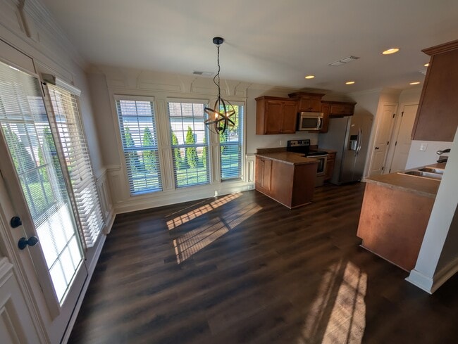 Photo - 903 Tanager Pl