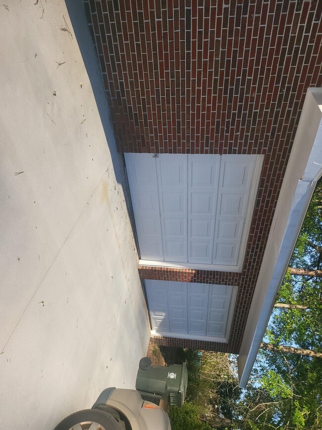 Photo - 105 Pinecrest Dr
