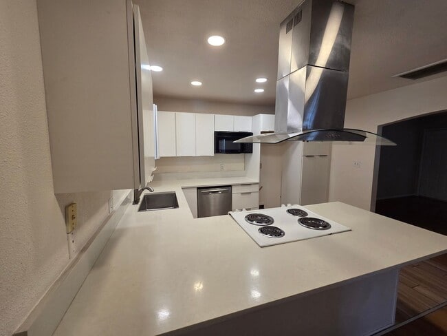 Photo - Beautiful 4 bed - 2 bath in Mesa!