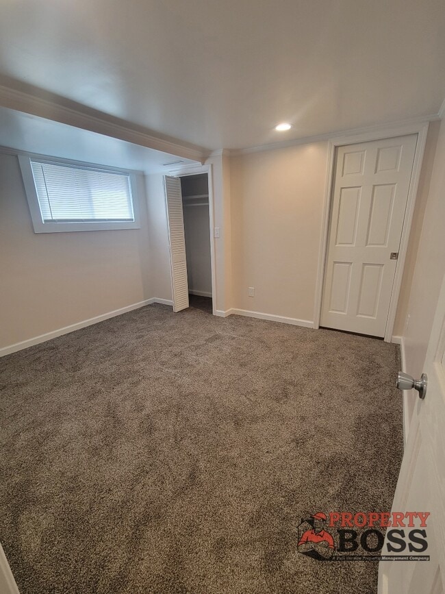 Photo - 564 Carolina St