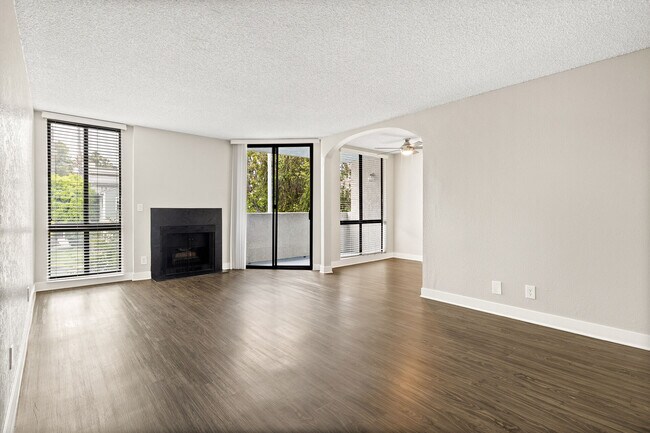 4250 Coldwater Canyon