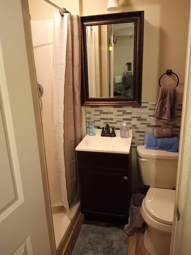 Photo - 3888 Agler Rd