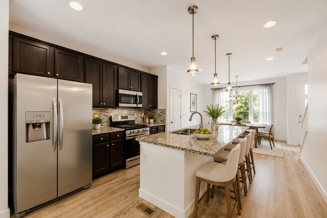 Photo - 2600 Meadows Blvd