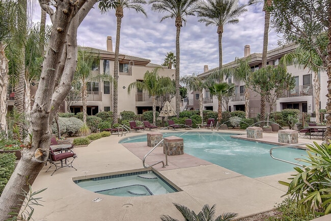Building Photo - 4343 N. 21st Street Phoenix Unit #112