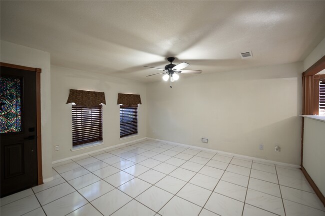 Photo - 3343 Bandell Dr