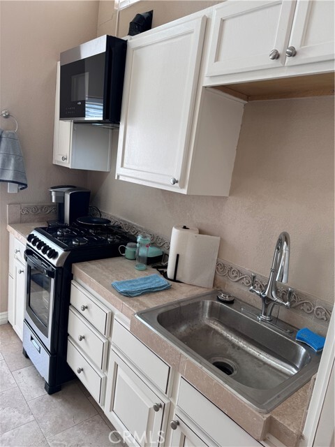 Photo - 28391 Sheridan Dr