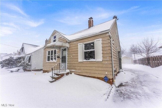 Photo - 15304 Benhoff Dr