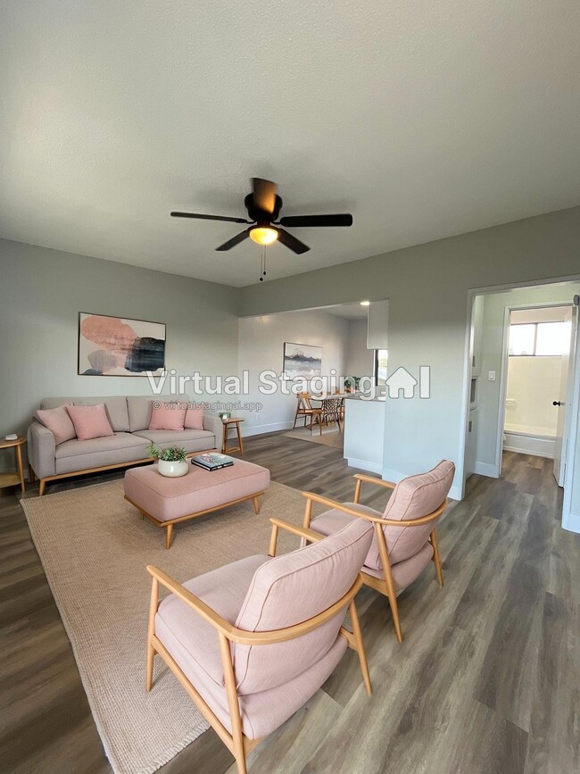 Building Photo - 8029 S Hoover St